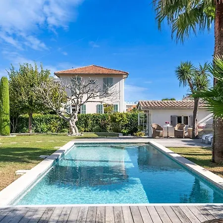 Petit Cap D'antibes